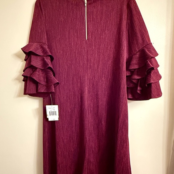 NWT Gabby Skye Red Ruffled Bell Sleeve Sheath Dress - Picture 3 of 6